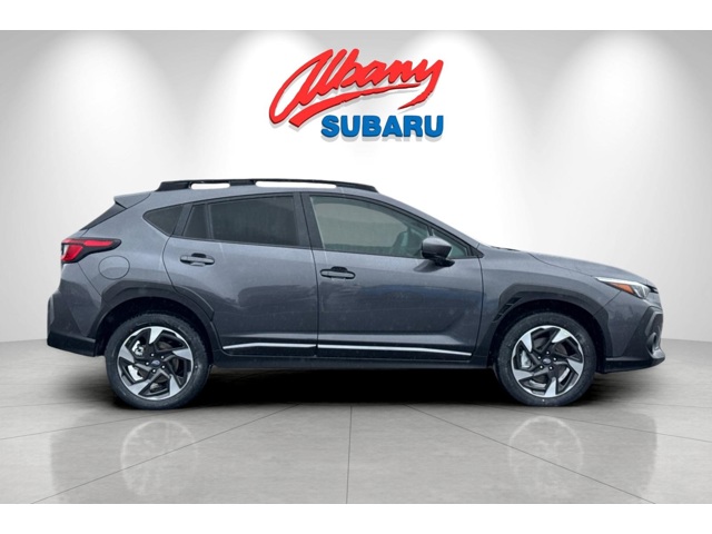 2025 Subaru Crosstrek Limited photo 2