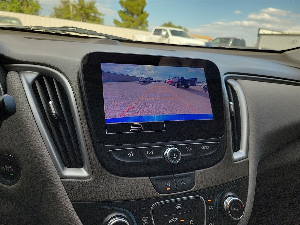 2023 Chevrolet Malibu LS photo 21