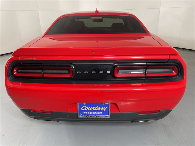 2022 Dodge Challenger R/T Plus photo 7
