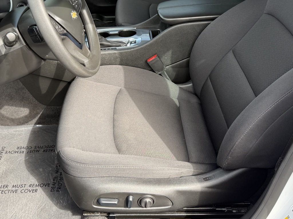 2024 Chevrolet Malibu 1LT photo 18