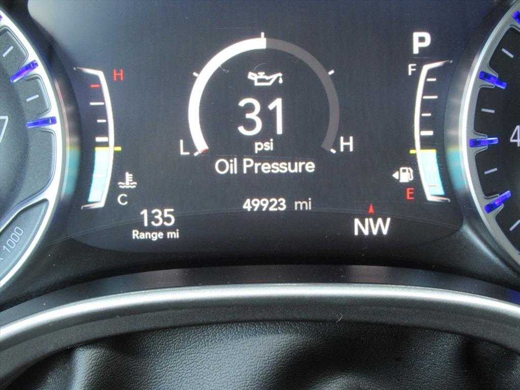 2023 Chrysler Pacifica Touring L photo 29
