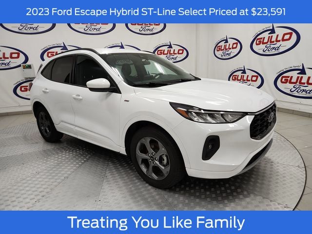 2023 Ford Escape ST-Line Select's photo