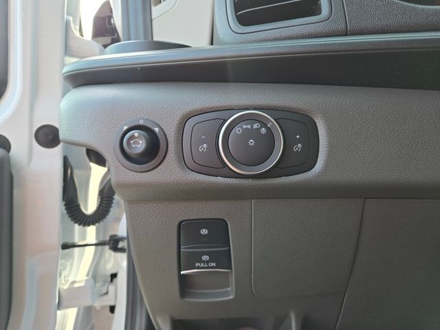 2025 Ford Transit photo 18