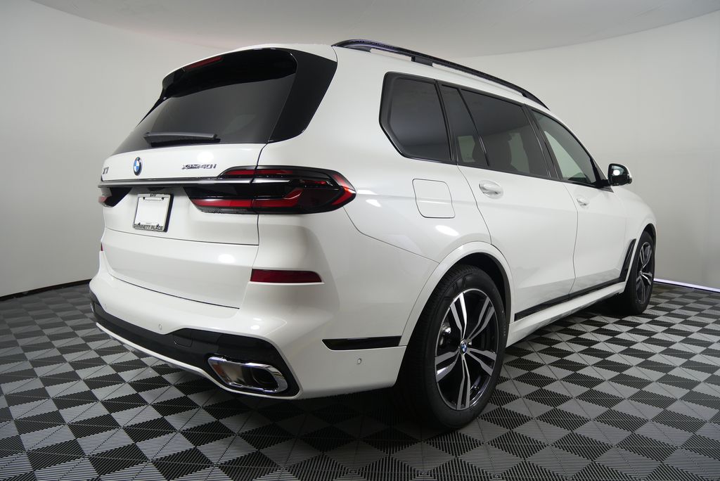 2026 Bmw X7 xDrive40i photo 3