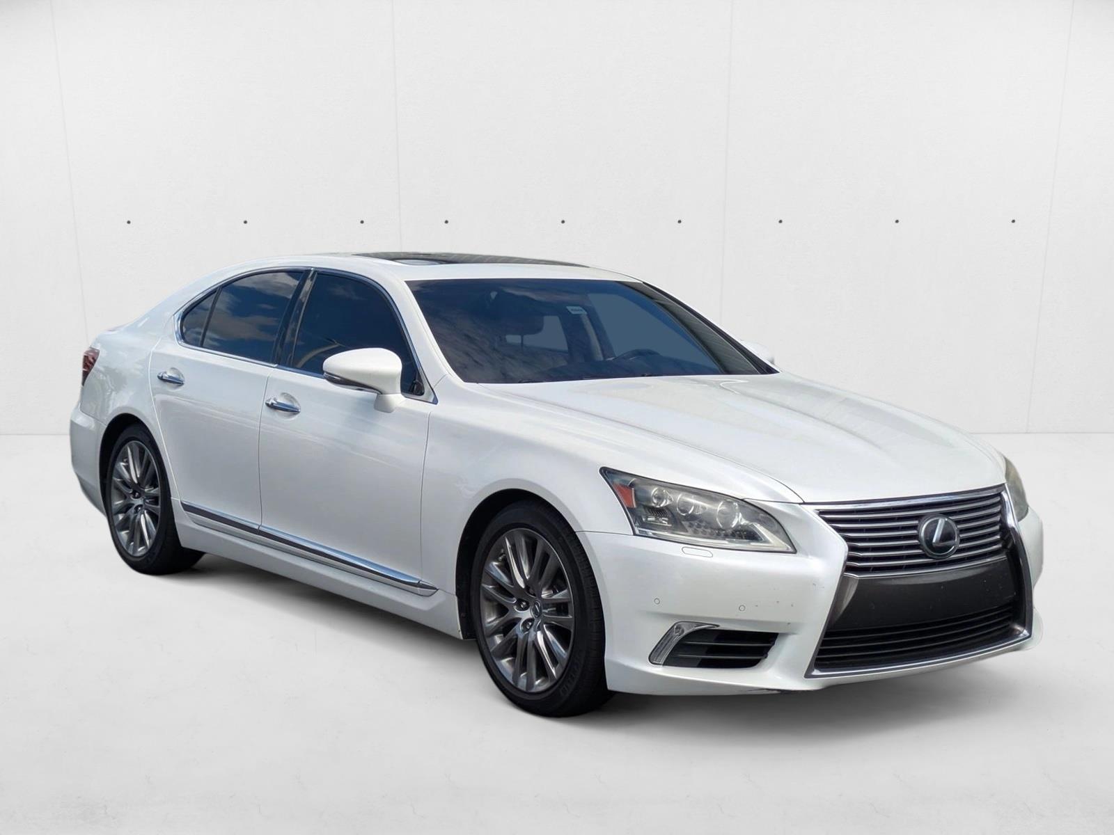 2013 Lexus LS 460 Luxury photo 2