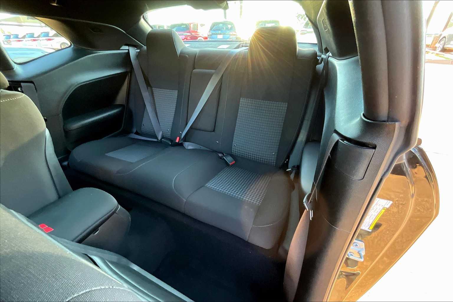 2022 Dodge Challenger R/T photo 17