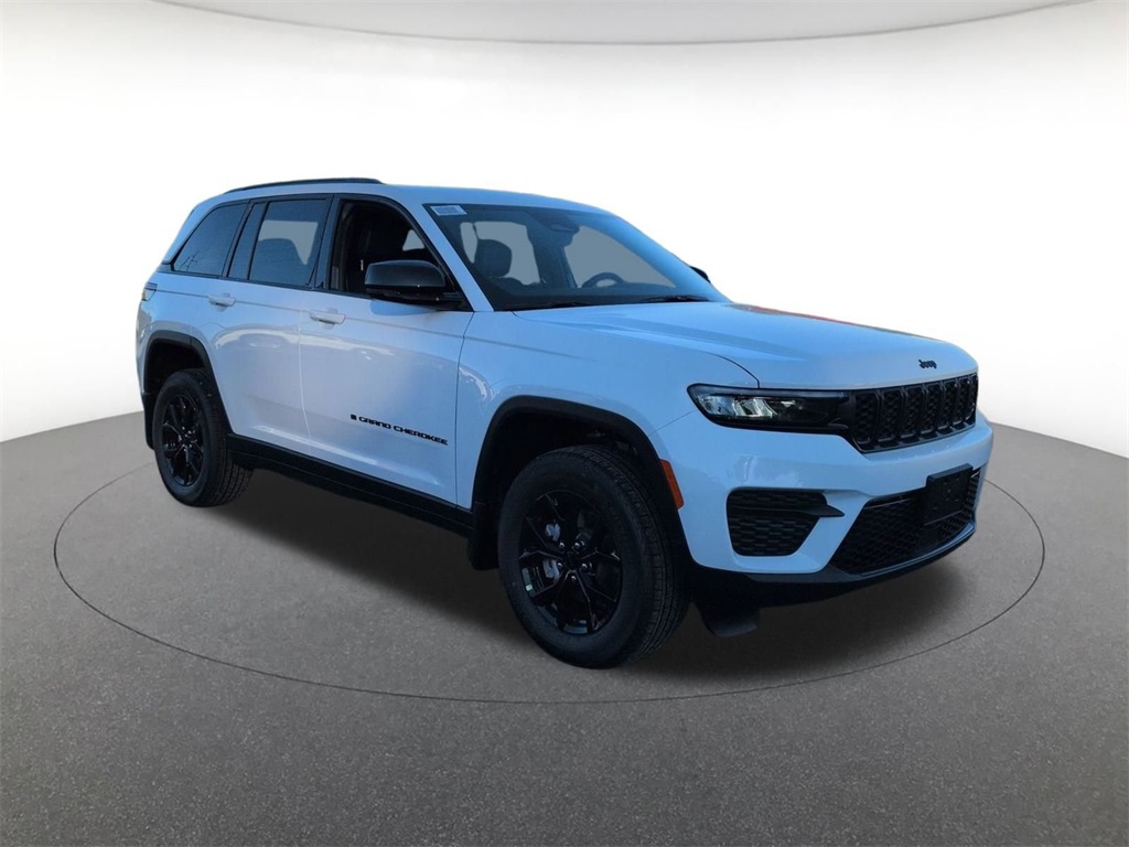 2025 Jeep Grand Cherokee Altitude's photo