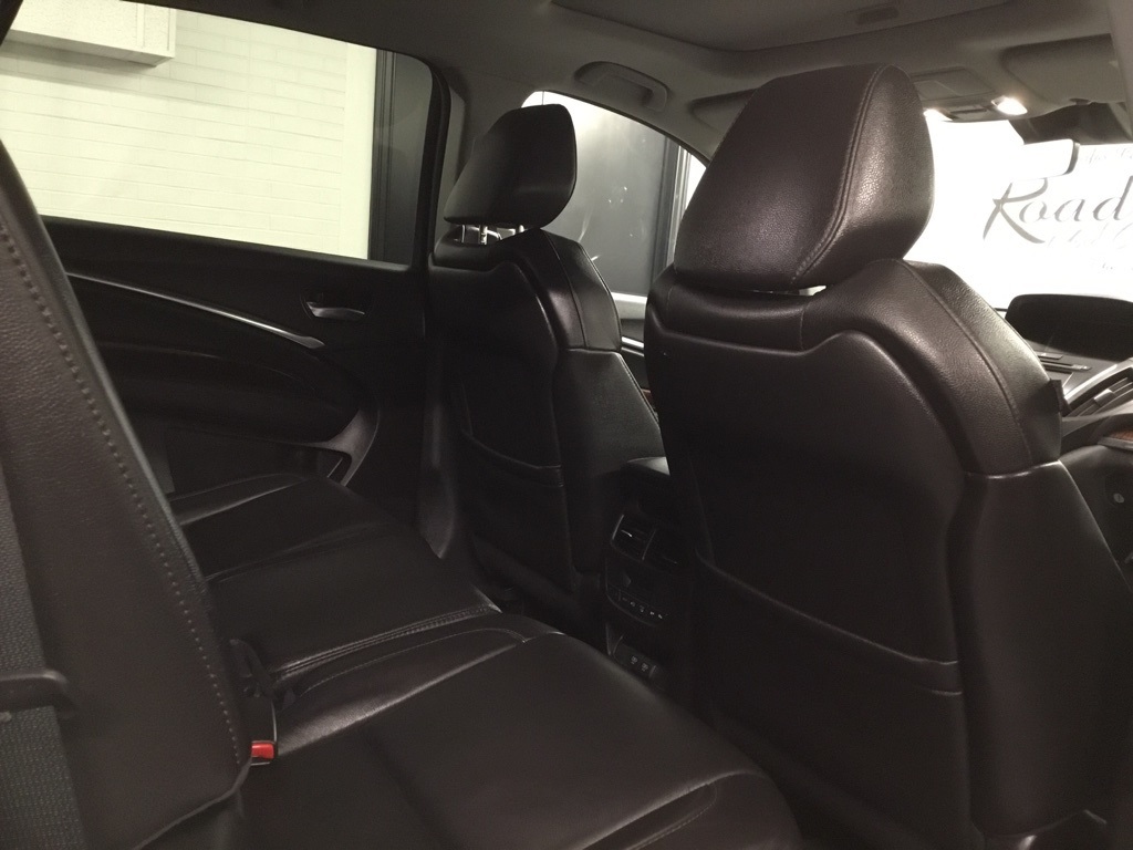 2020 Acura MDX SH-AWD photo 32