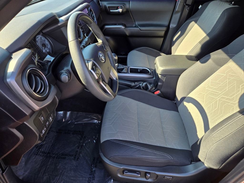 2021 Toyota Tacoma SR photo 10