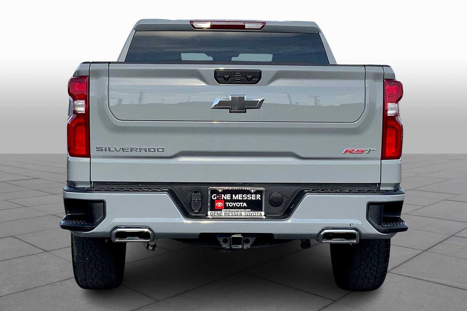 2025 Chevrolet Silverado 1500 RST photo 4