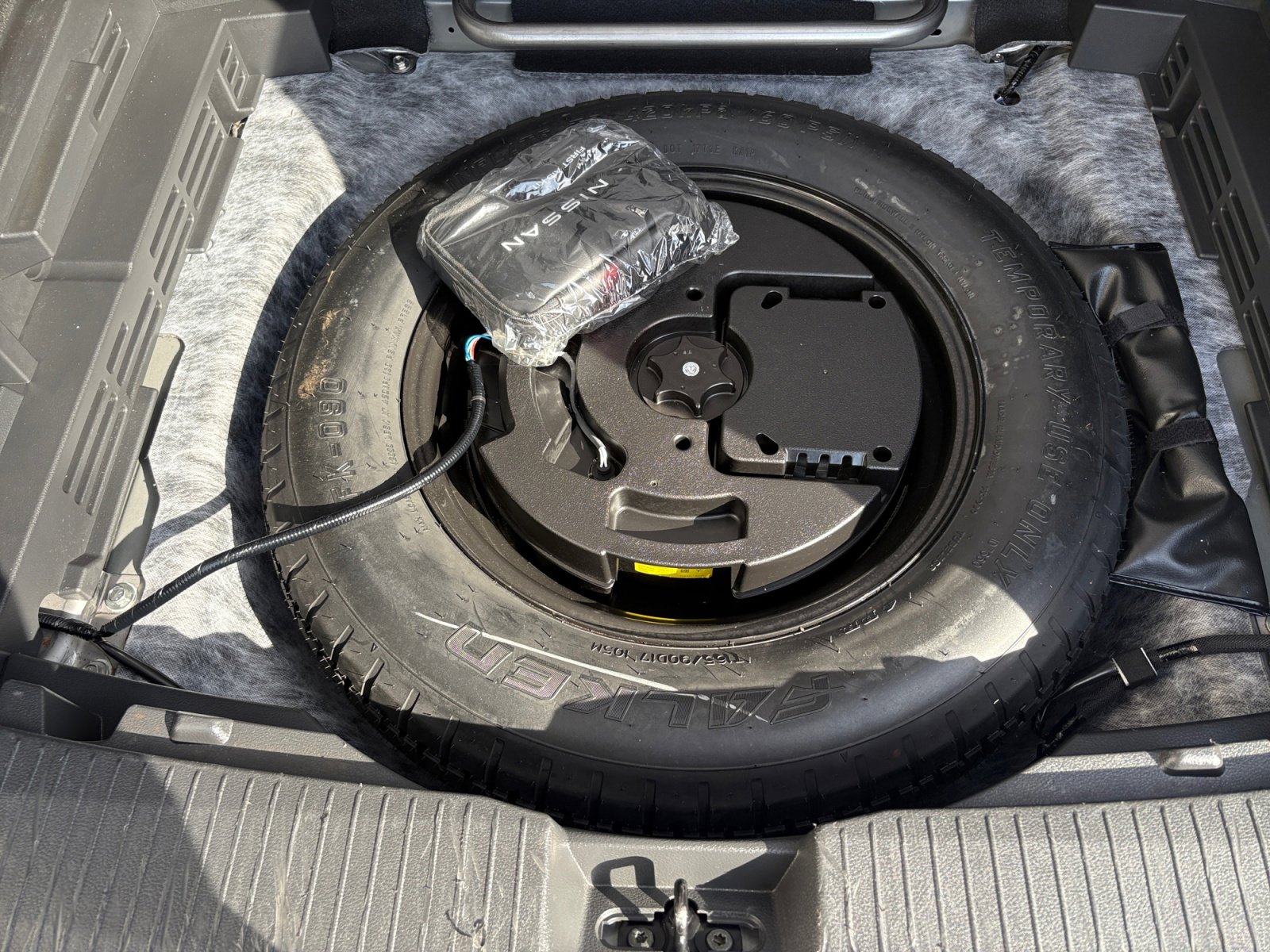 2024 Nissan Rogue SV photo 41