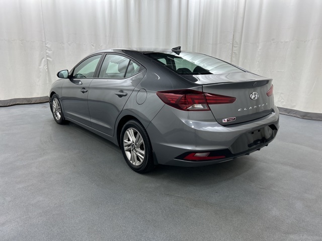 2020 Hyundai Elantra Value Edition photo 3