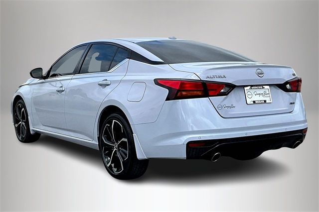 2024 Nissan Altima 2.5 SR photo 4