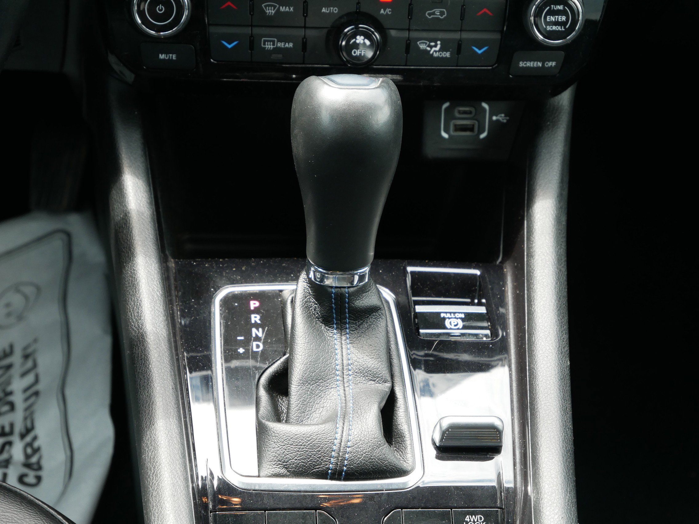 2022 Jeep Compass Latitude photo 16