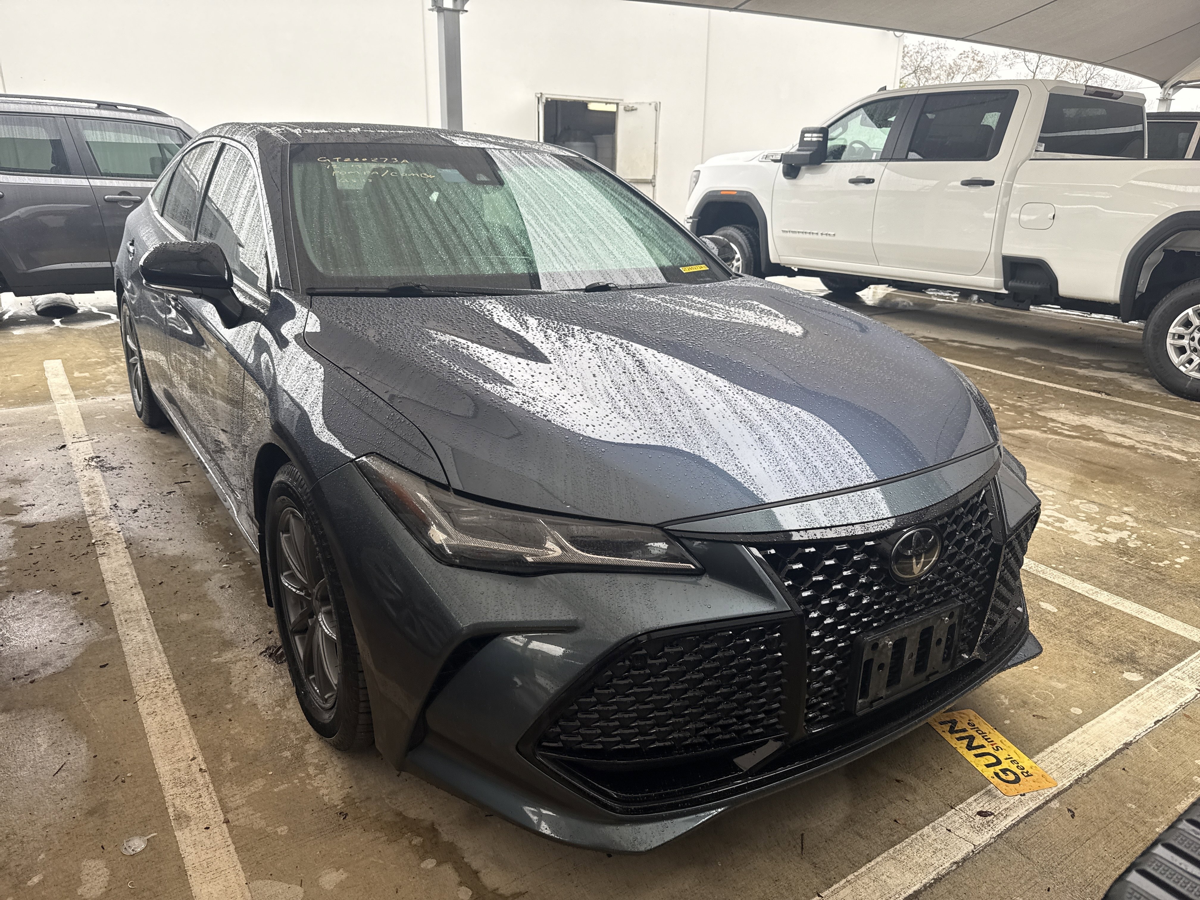 2022 Toyota Avalon Touring's photo