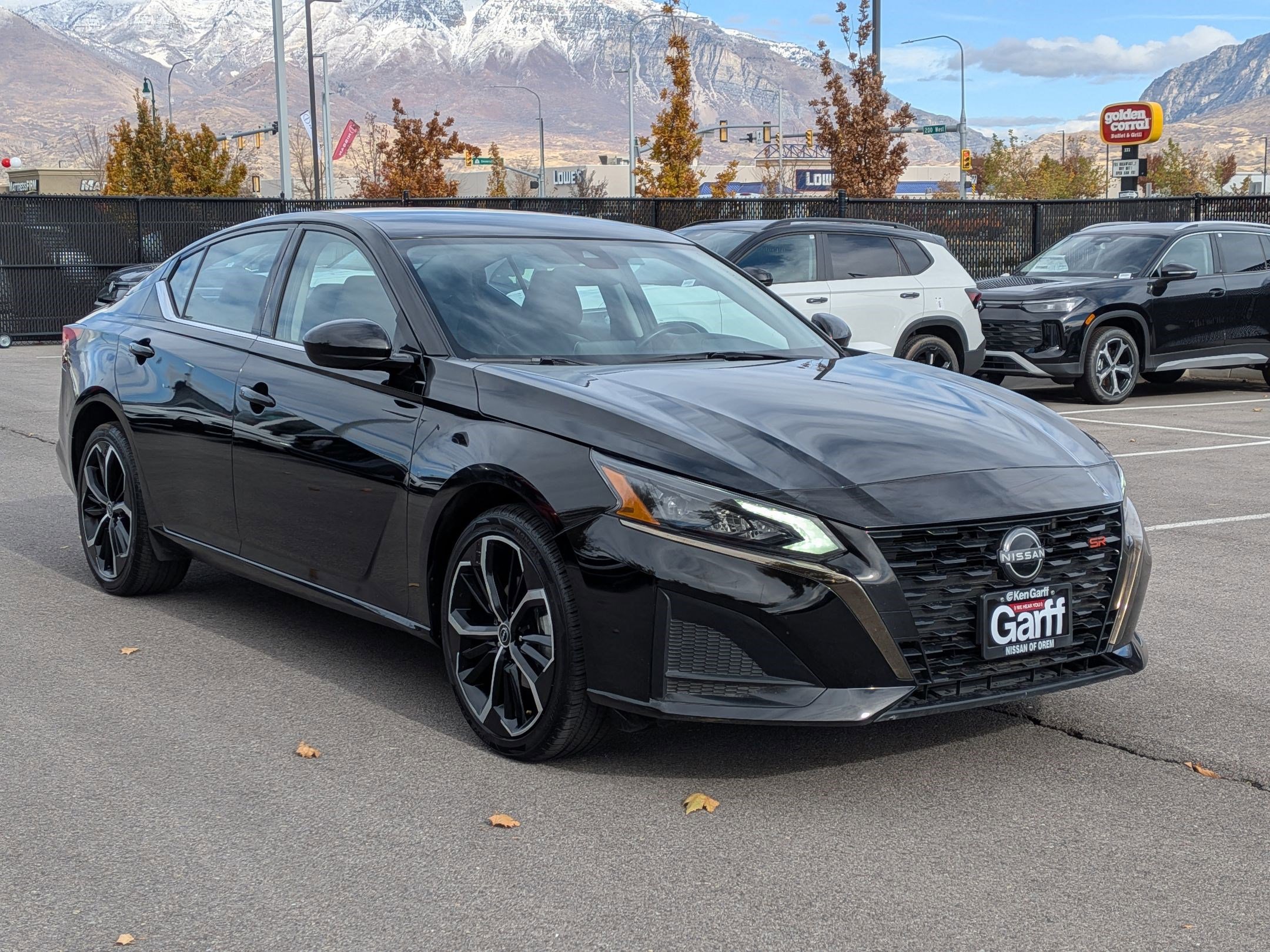 2024 Nissan Altima SR's photo