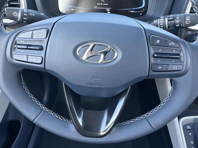 2025 Hyundai Venue SEL Limited photo 19
