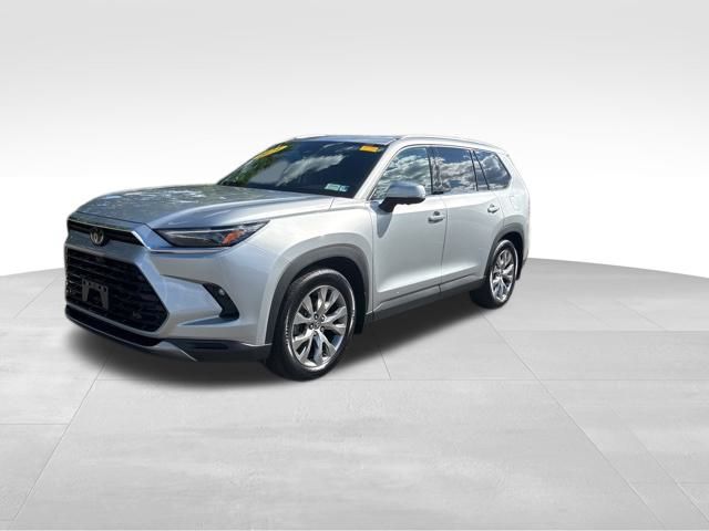 2024 Toyota Grand Highlander Limited's photo