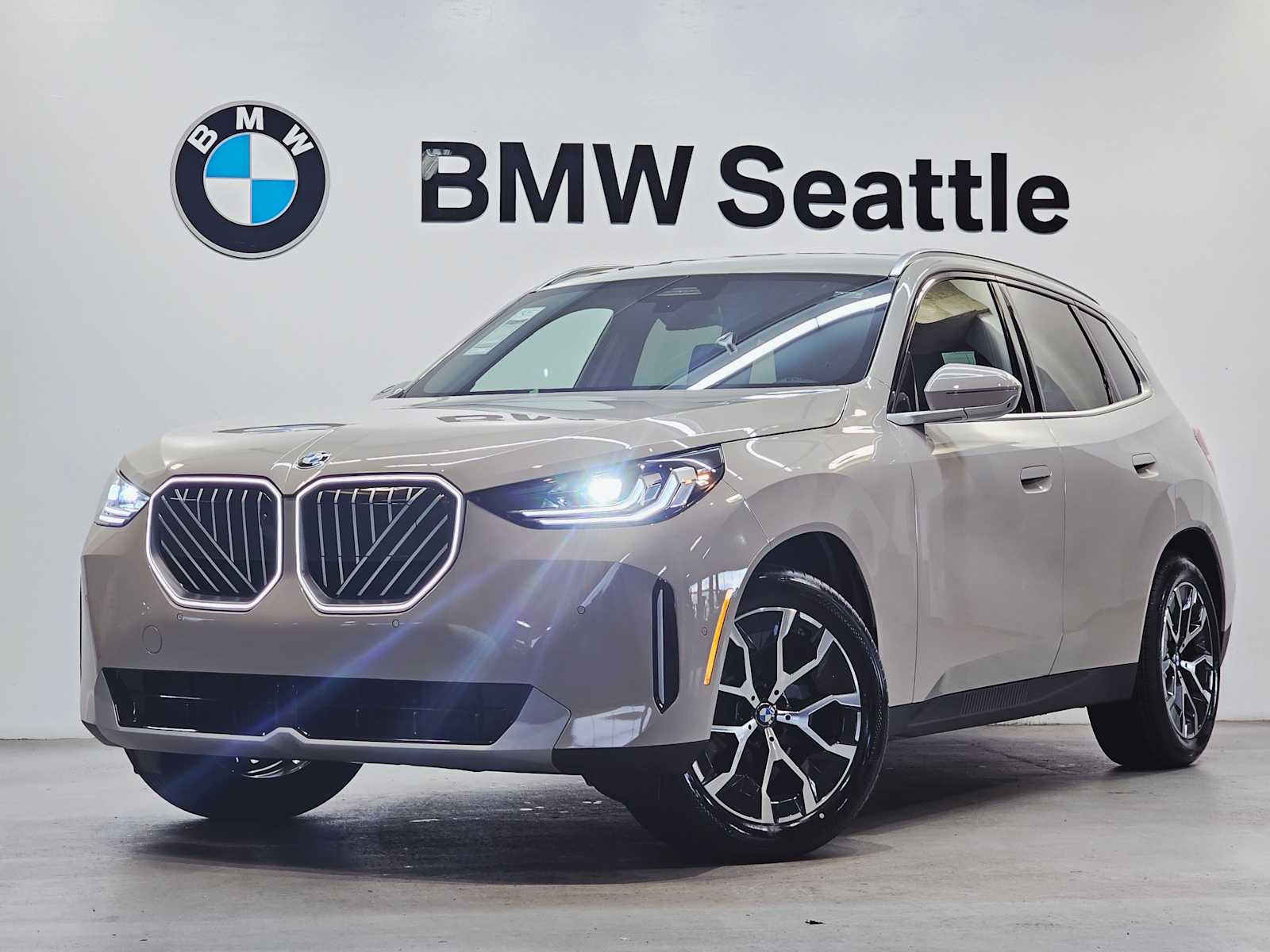 2026 BMW X3 30's photo