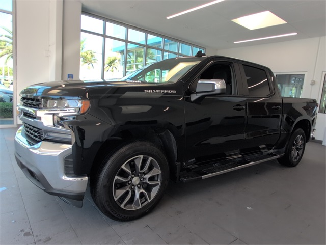 2021 Chevrolet Silverado 1500 LT photo 4