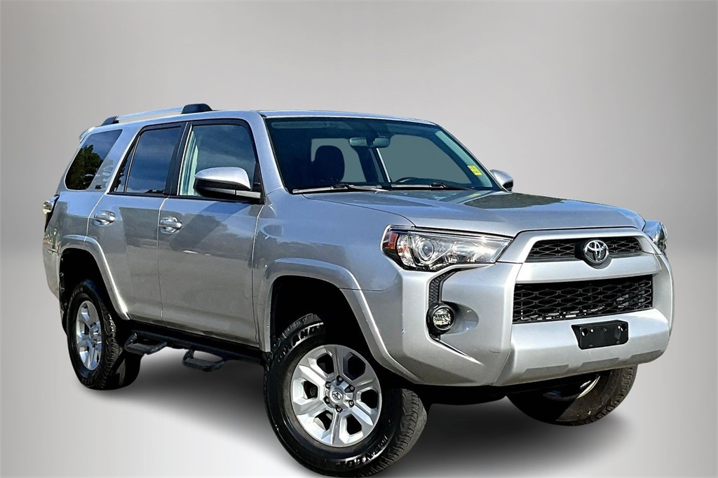 2019 Toyota 4Runner SR5's photo