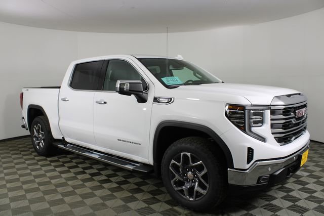 2026 GMC Sierra 1500 SLT's photo