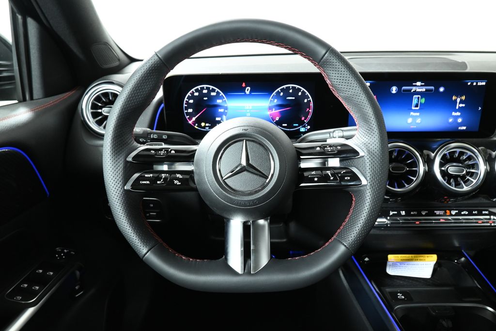 2025 Mercedes Benz GLB 250 4MATIC photo 11