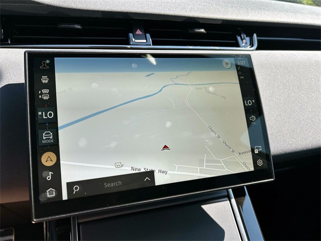 2024 Land Rover Range Rover Evoque Dynamic SE photo 29