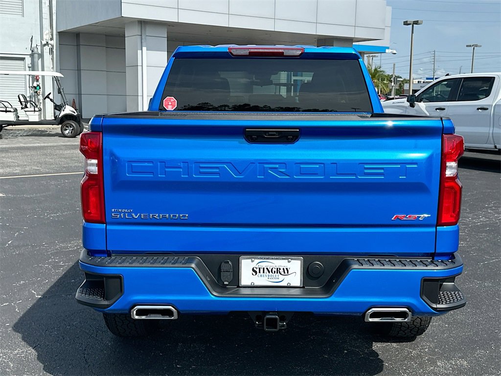 2025 Chevrolet Silverado 1500 RST photo 5