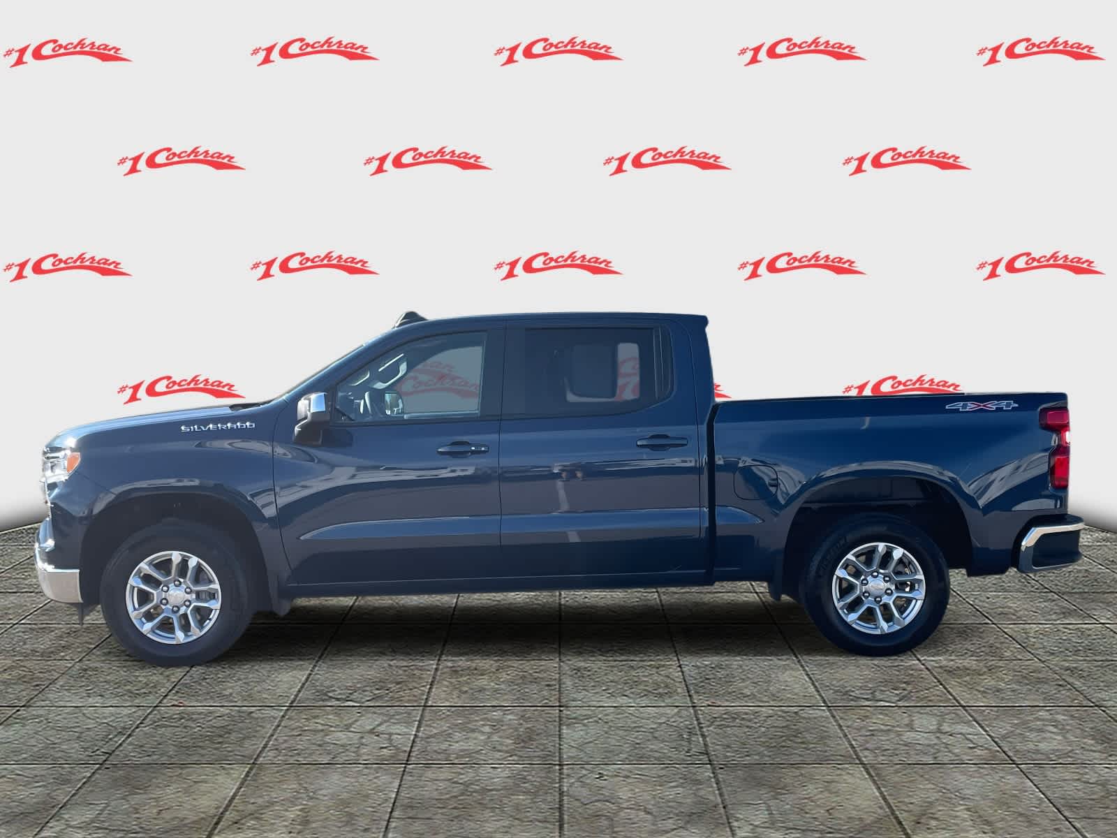 2023 Chevrolet Silverado 1500 LT photo 5