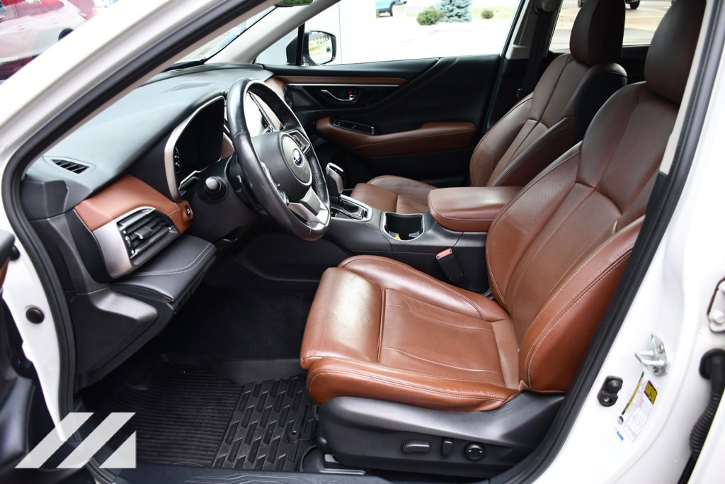 2022 Subaru Outback Touring photo 21