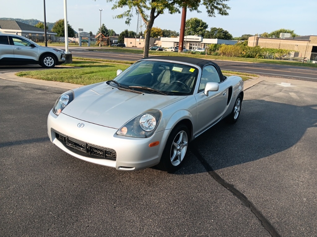 2000 Toyota MR2 Spyder Base photo 16