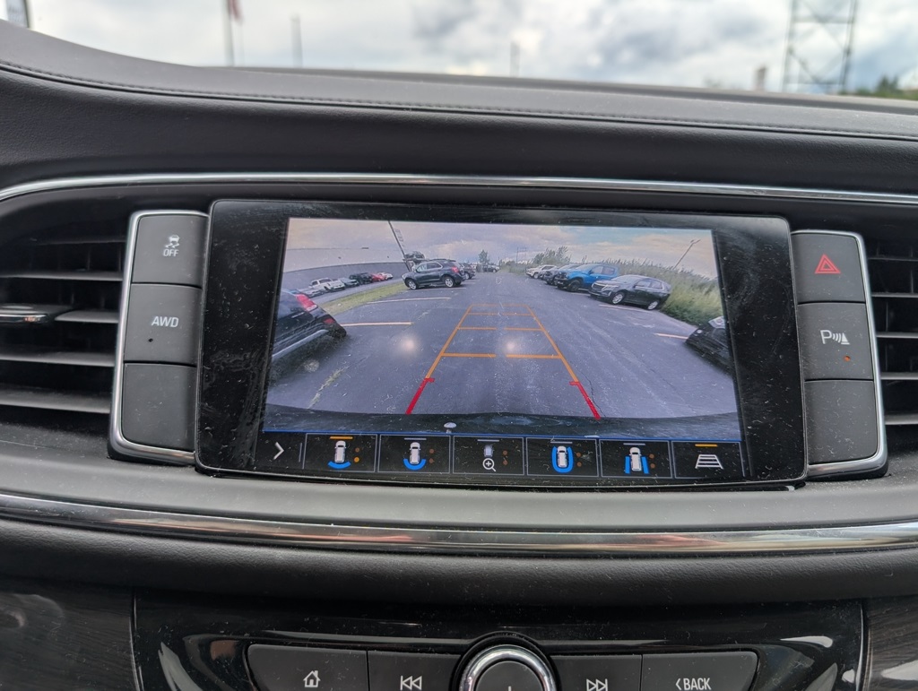 2021 Buick Enclave Essence photo 15