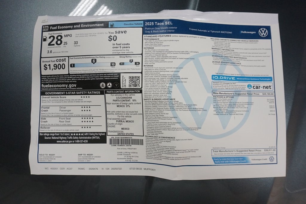 2025 Volkswagen Taos SEL photo 27