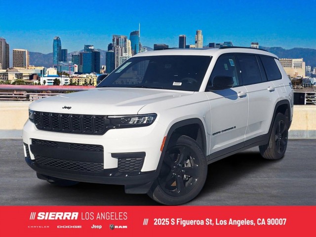 2025 Jeep Grand Cherokee L Altitude's photo