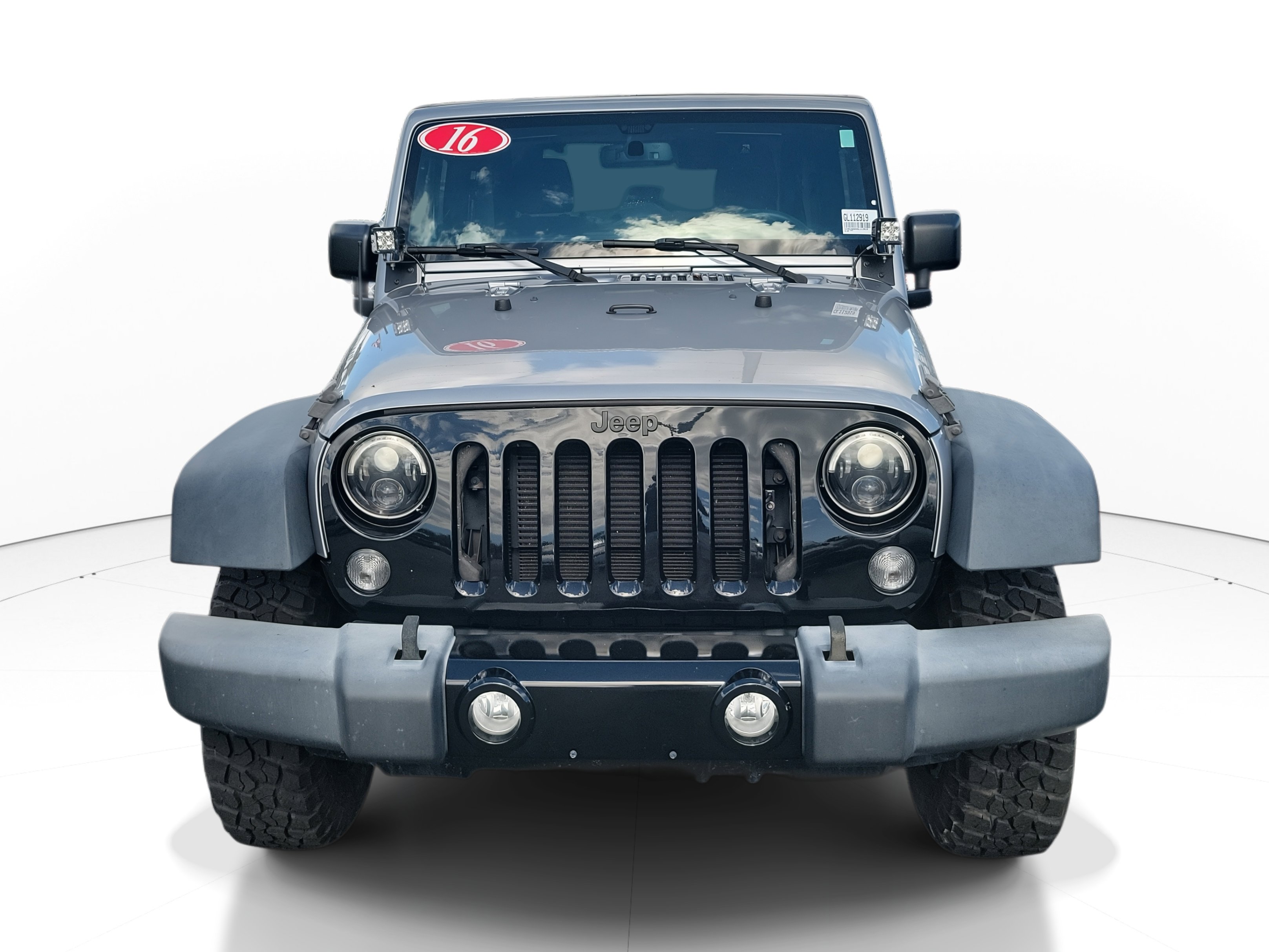 2016 Jeep Wrangler Willys Wheeler photo 2