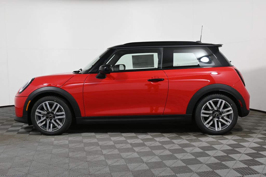 2026 Mini Cooper 2 Door Hardtop Signature photo 2