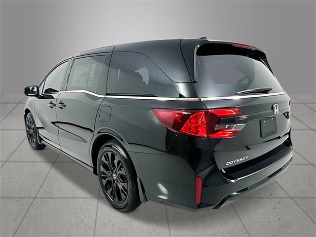 2026 Honda Odyssey photo 3