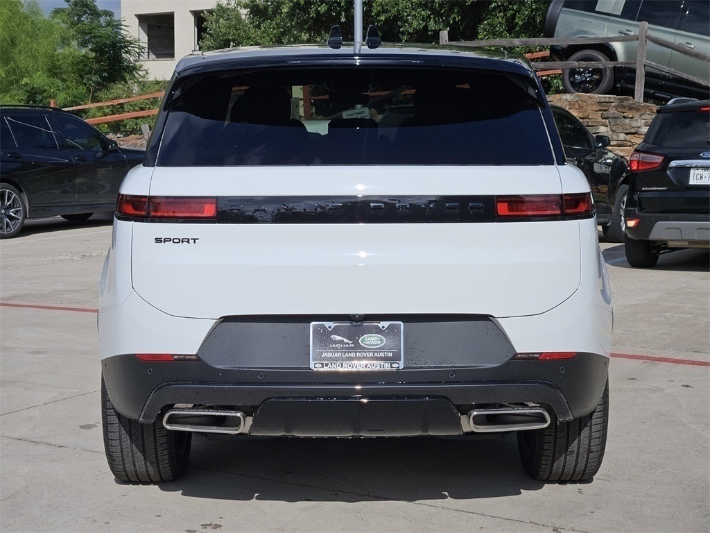 2025 Land Rover Range Rover Sport SE photo 7