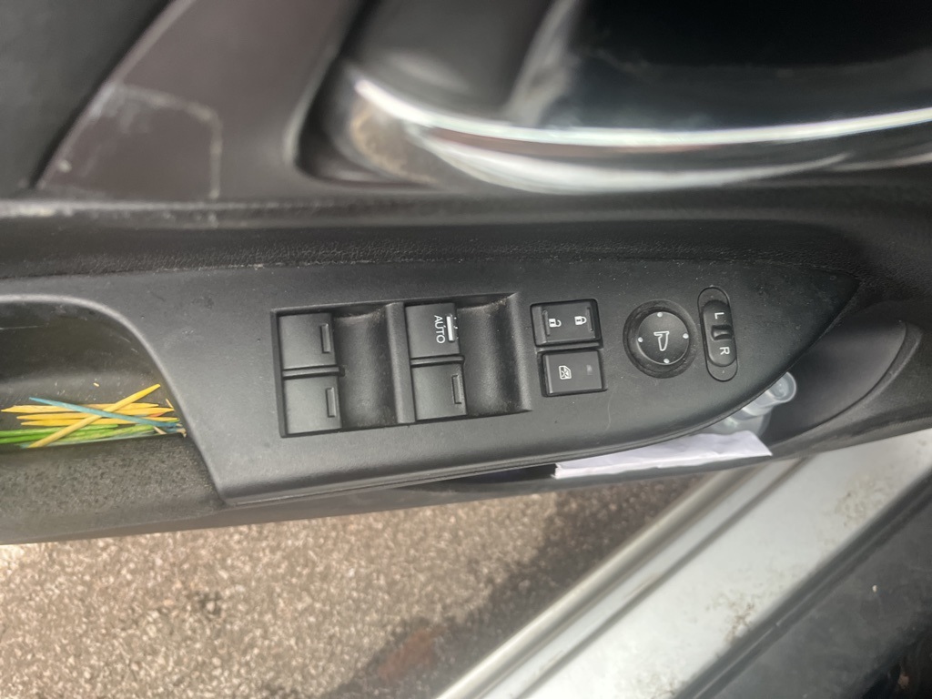 2013 Honda Accord LX photo 4