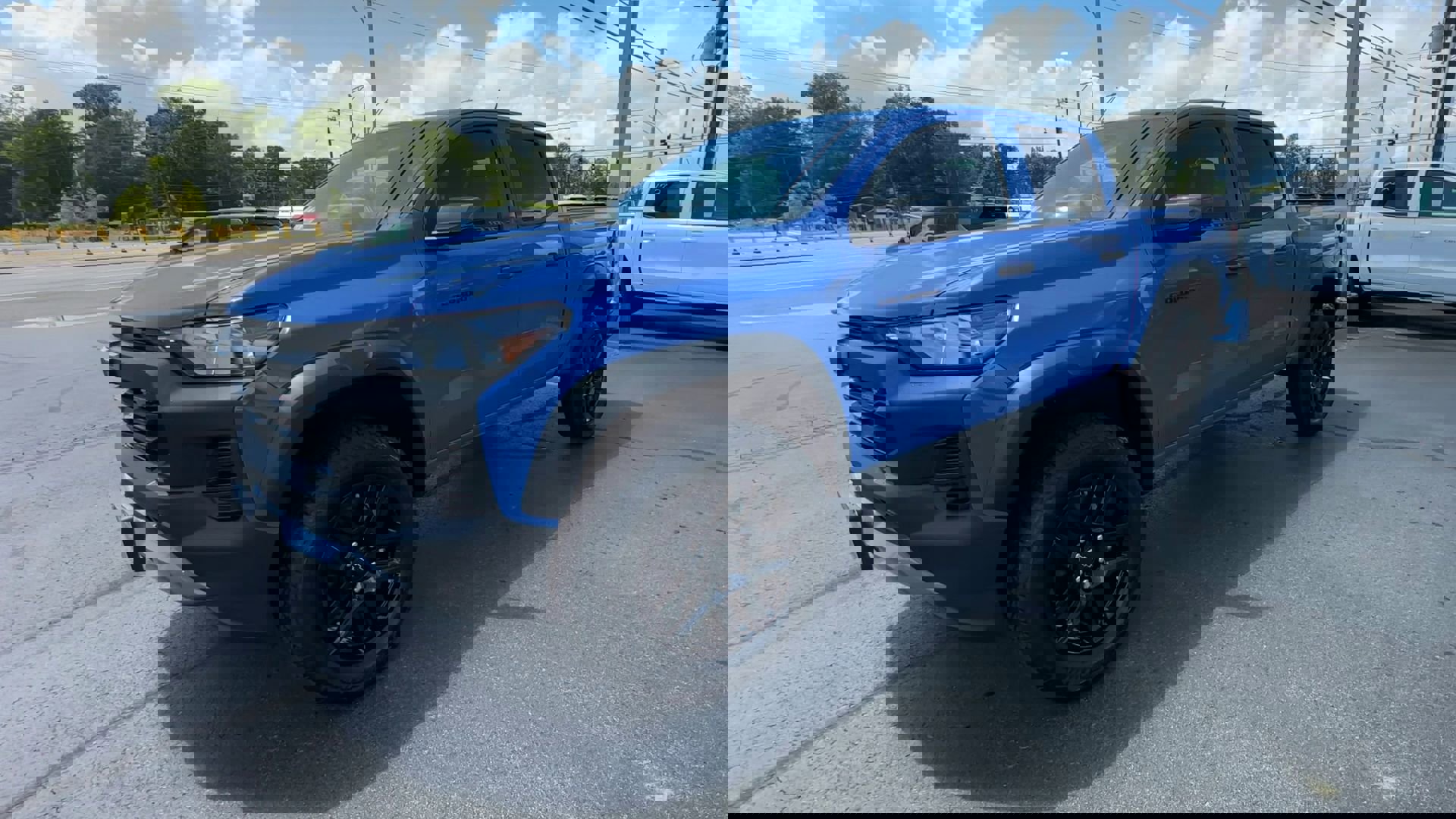 2025 Chevrolet Colorado Trail Boss photo 4