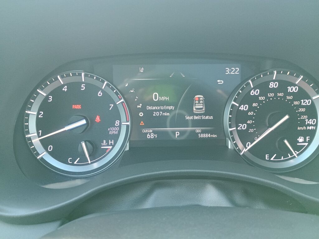2021 Toyota Highlander XLE photo 13