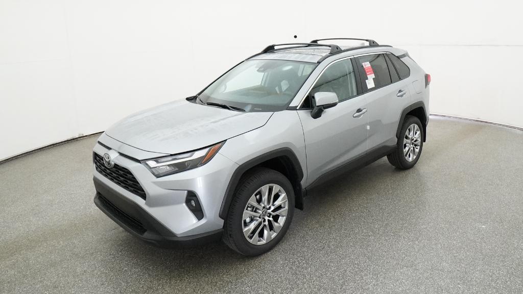 2025 Toyota RAV4 XLE Premium's photo