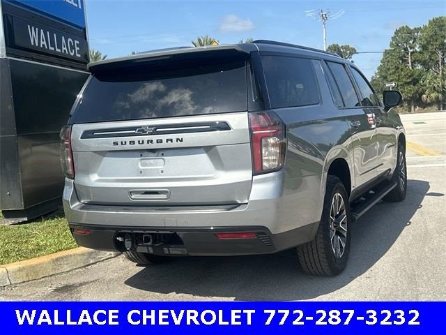 2023 Chevrolet Suburban Z71 photo 6