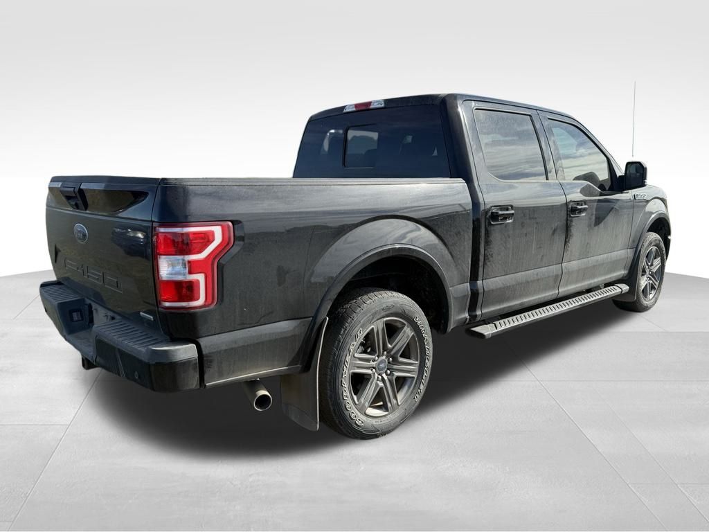 2020 Ford F-150 XLT photo 3