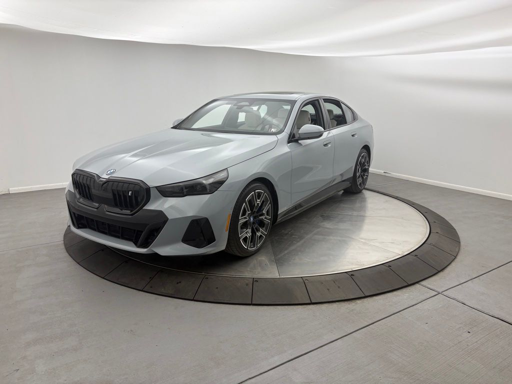 2025 BMW i5 xDrive40