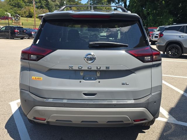 2021 Nissan Rogue SL photo 3