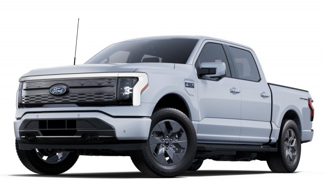 New 2025 Ford F-150 Lightning LARIAT Crew Cab Pickup in