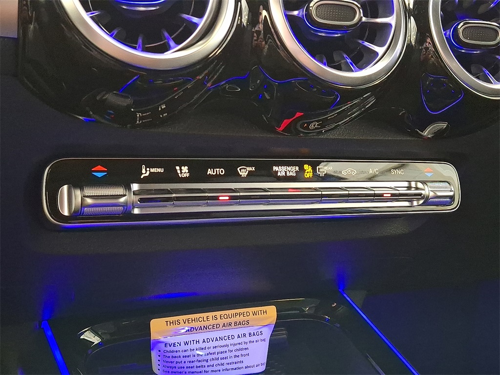 2026 Mercedes Benz GLB 250 4MATIC photo 11