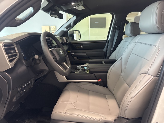 2026 Toyota Tundra SR5 photo 5